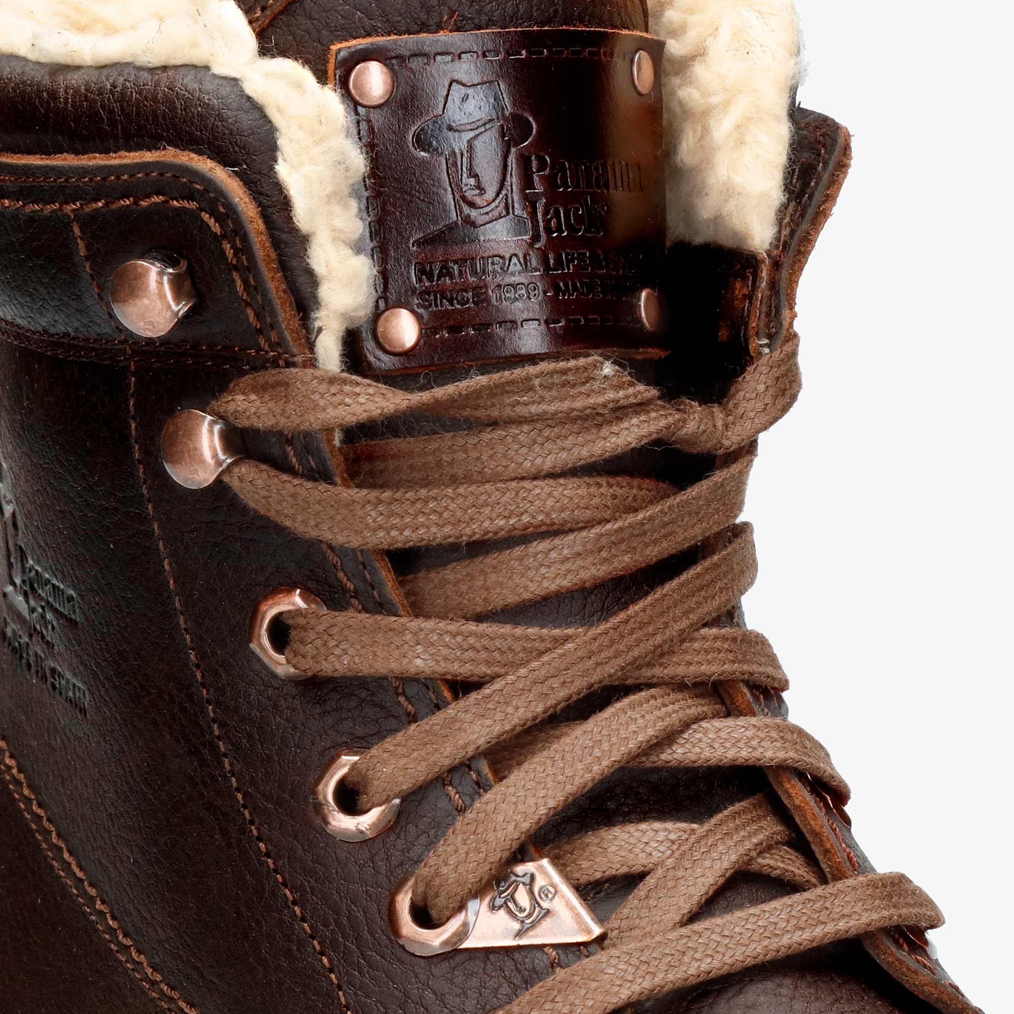 P03 Aviator C23 Napa Grass Castaño - Image 7